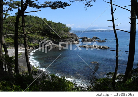 陸前高田市　広田半島　みちのく潮風トレイル　黒崎仙峡遊歩道　大祝浜 139888068