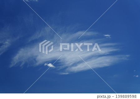 優しい青空、白い雲 139889598