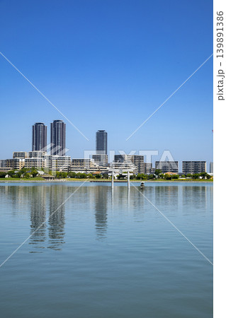 福岡県福岡市東区の香椎浜北公園より福岡アイランドシティを望む 139891386