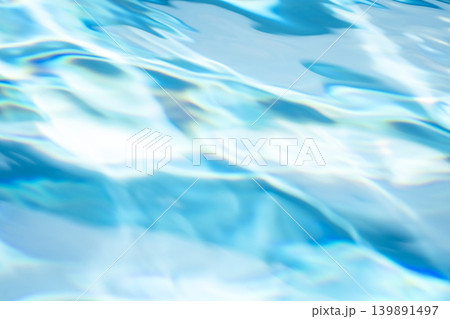 カラフルな水面　夏色のイメージ 139891497