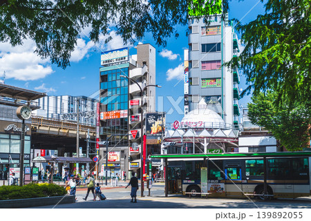 東京　中央線　阿佐ヶ谷駅　南口駅前風景　阿佐ケ谷駅南口噴水広場 139892055