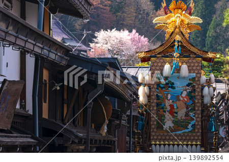 260414春の高山祭g305 260414春の高山祭g305 139892554