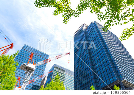 高層ビルの建設現場 139896564