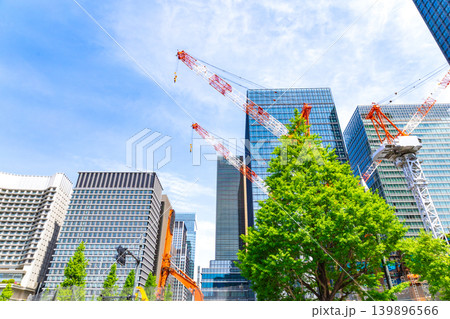 高層ビルの建設現場 高層ビルの建設現場 139896566