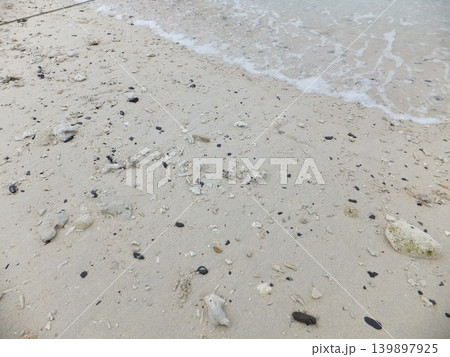 渡嘉敷島の砂浜 渡嘉敷島の砂浜 139897925