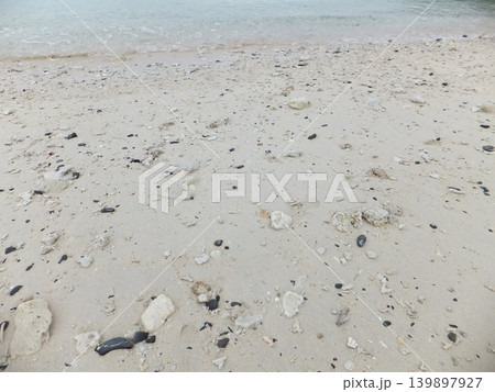 渡嘉敷島の砂浜 渡嘉敷島の砂浜 139897927
