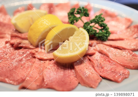 黒毛和牛 牛タン焼肉 黒毛和牛 牛タン焼肉 139898071