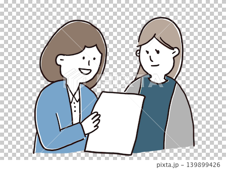 書類を持ちながら笑顔で話す2人の女性 書類を持ちながら笑顔で話す2人の女性 139899426