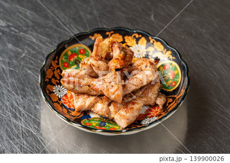 炭火焼き鳥せせり 炭火香るジューシーな鶏せせり串 炭火焼き鳥せせり 炭火香るジューシーな鶏せせり串 139900026