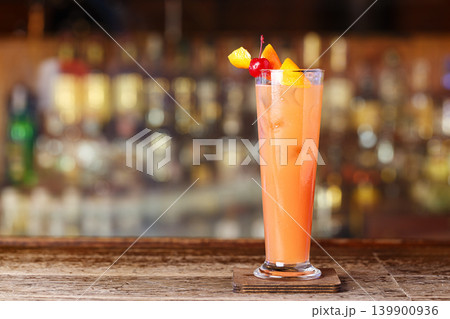 Cocktail space for text 139900936