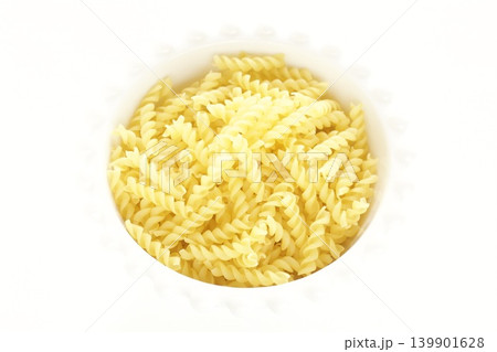 ショートパスタのフジッリ ショートパスタのフジッリ 139901628