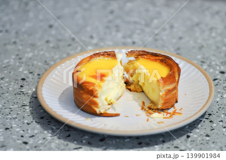 vanilla flan or vanilla tart, egg tart or cheese tart vanilla flan or vanilla tart, egg tart or cheese tart 139901984