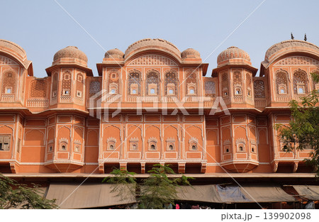 Detail of traditional house in Jaipur, Rajasthan, India Detail of traditional house in Jaipur, Rajasthan, India 139902098
