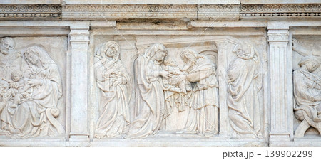 Presentation in the Temple central door of San Petronio Basilica in Bologna, Italy 139902299