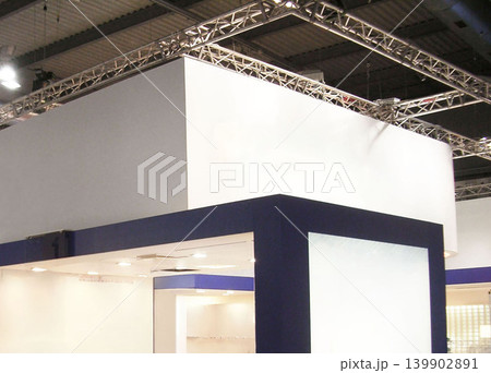 展示会 展覧会 博覧会 エキシビジョン 設営 現場 展示会 展覧会 博覧会 エキシビジョン 設営 現場 139902891