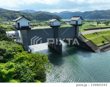 高知県四万十市 津蔵渕樋門 高知県四万十市 津蔵渕樋門 139903543