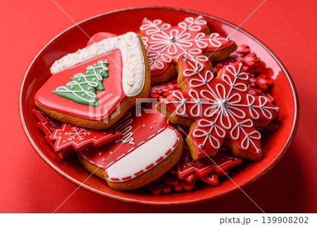 Christmas gingerbread, sweets and cookies for the festive table. Christmas gingerbread Christmas gingerbread, sweets and cookies for the festive table. Christmas gingerbread 139908202