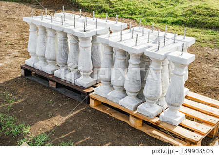 round white balusters designed for fence construction round white balusters designed for fence construction 139908505