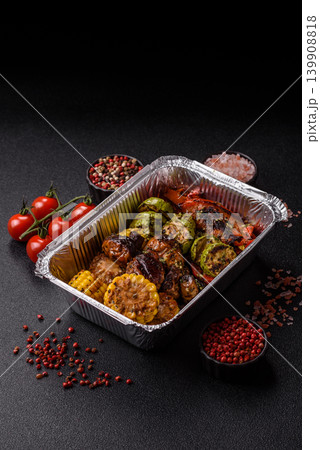 Vegetables such as corn, bell peppers, zucchini, and grilled mushrooms. Grilled vegetables Vegetables such as corn, bell peppers, zucchini, and grilled mushrooms. Grilled vegetables 139908818