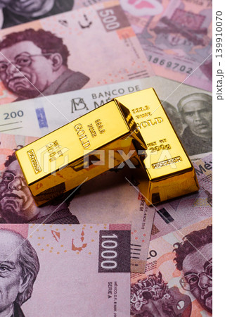 Mexican gold bars or ingots as a tool for balance, financial investment. Mexican gold bars Mexican gold bars or ingots as a tool for balance, financial investment. Mexican gold bars 139910070
