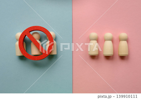 Human resources, conceptual background of gender conflict. Human resources conflict Human resources, conceptual background of gender conflict. Human resources conflict 139910111