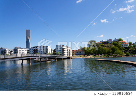 Houses in Sannegarden and Lindholmen district next to the Slottsberget mountain, Gothenburg, Sweden, sunny day Houses in Sannegarden and Lindholmen district next to the Slottsberget mountain, Gothenburg, Sweden, sunny day 139910654