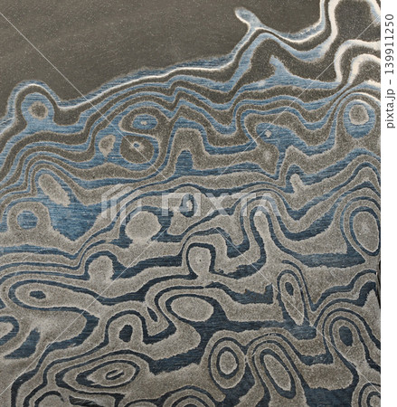 Macro surface of the Damascus steel blade with a unique wavy pattern 139911250
