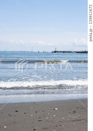 片瀬東浜の風景 139911672