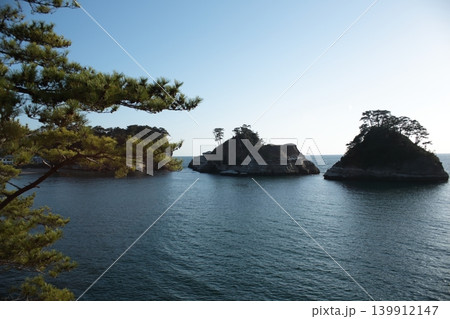 西日に照る堂が島 西日に照る堂が島 139912147