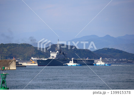 輸送艦おおすみ 回頭 輸送艦おおすみ 回頭 139915378