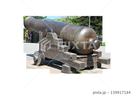 Antique metal cannon on old wooden carriage, historic military artillery weapon isolated on transparent background. High quality photo Antique metal cannon on old wooden carriage, historic military artillery weapon isolated on transparent background. High quality photo 139917184
