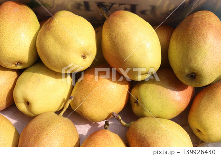 asian pear on shop for sell asian pear on shop for sell 139926430