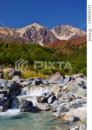 秋の白馬三山を望む 秋の白馬三山を望む 139926531