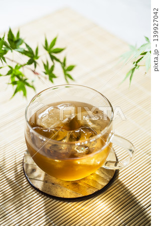 冷たい麦茶 冷たい麦茶 139927042
