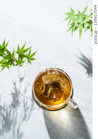 冷たい麦茶 139927044
