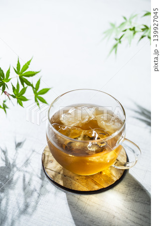 冷たい麦茶 冷たい麦茶 139927045