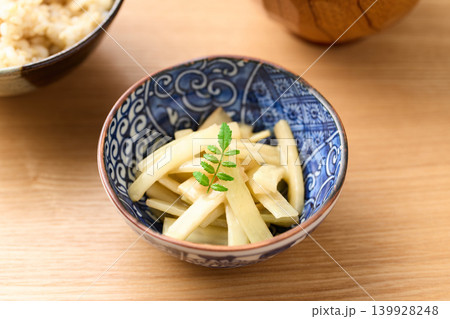 山うどの酢味噌和え 山うどの酢味噌和え 139928248