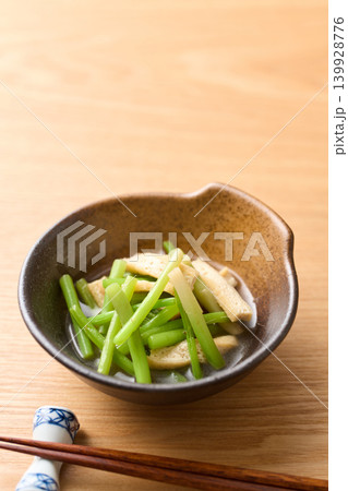 赤みずと油揚げの煮物 139928776