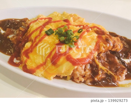 至高のふわとろオムカレーライス 139929273