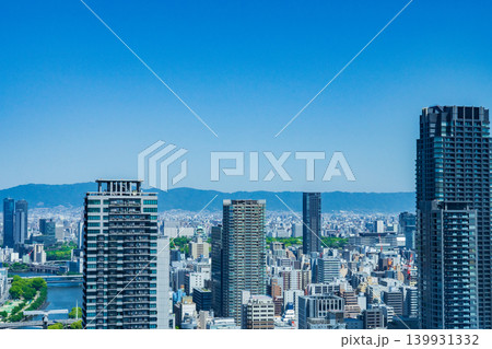 大阪市中央区 高層ビルと大阪の街並み 生駒山 大阪市中央区 高層ビルと大阪の街並み 生駒山 139931332