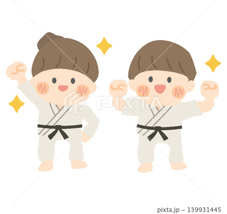 ガッツポーズをする道着姿の子どもたち ガッツポーズをする道着姿の子どもたち 139931445