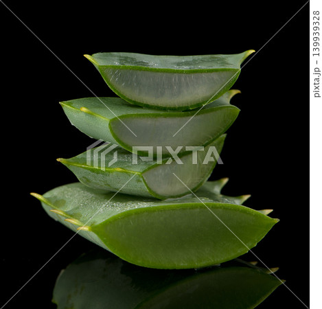 Sliced aloe leaf Sliced aloe leaf 139939328