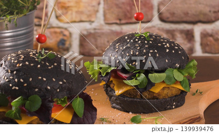Tasty grilled veggie burgers 139939476