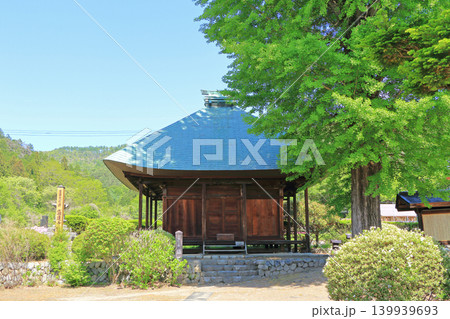 重要文化財 盛蓮寺観音堂 長野県大町市 重要文化財 盛蓮寺観音堂 長野県大町市 139939693