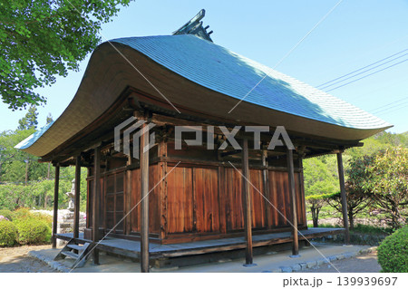 重要文化財　盛蓮寺観音堂　長野県大町市 139939697