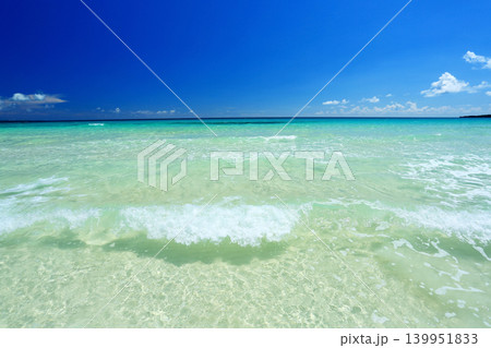 沖縄 透明度抜群の美しい海 沖縄 透明度抜群の美しい海 139951833