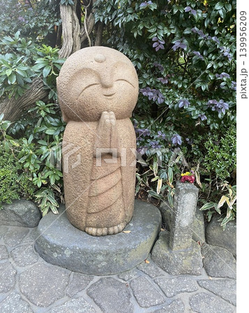 鎌倉・長谷寺の和み地蔵 穏やかな表情の癒しスポット 鎌倉・長谷寺の和み地蔵 穏やかな表情の癒しスポット 139956209