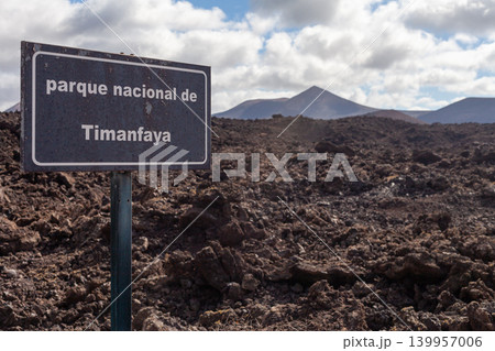 long shot of a signpost in the Timanfaya National Park on the Canary Island of Lanzarote, spain	 139957006
