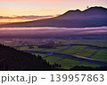 阿蘇の夜明け 139957863