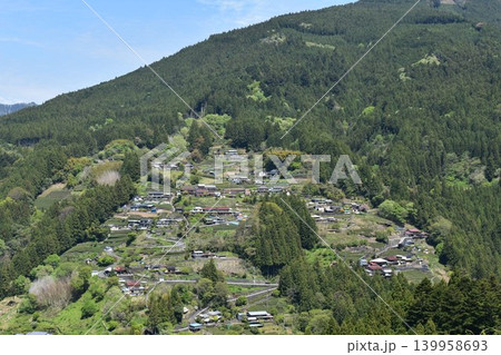 高根城から見る水窪町の風景 高根城から見る水窪町の風景 139958693